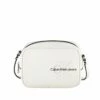 Calvin Klein Jeans Umhängetasche Sculpted Camera Bag Warm White -Aufbewahrungstasche Geschäft 0 01625764276d683 1280x1280