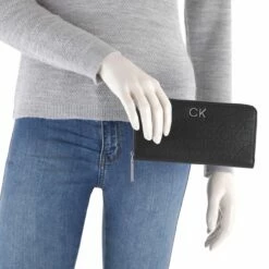 Calvin Klein Langbörse Damen Slim Z/A Wallet LG Perf Ck Black -Aufbewahrungstasche Geschäft 0 02642b9c21596d9 1280x1280
