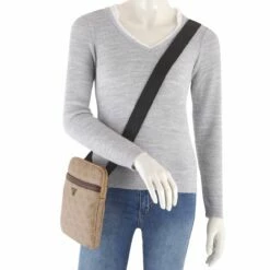 Guess Umhängetasche Vezzola Smart Crossbody Flat Black -Aufbewahrungstasche Geschäft 0 02642e73eeed76c 1280x1280