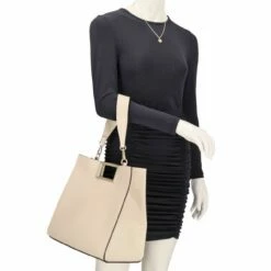 Seidenfelt Manufaktur Beuteltasche Bjerre Creamy Cloud/gold 20 Seidenfelt Manufaktur Beuteltasche Bjerre Creamy Cloud/gold -Aufbewahrungstasche Geschäft 0 0264c9848947392 1280x1280