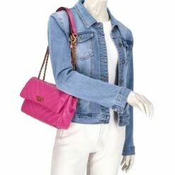 Guess Umhängetasche Jania Convertible XBody Flap Fuchsia -Aufbewahrungstasche Geschäft 0 02655d36e86897d 1280x1280