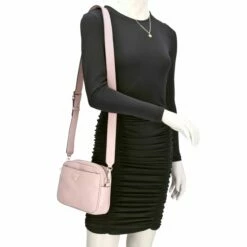 Guess Umhängetasche Meridian Camera Bag Light Rose -Aufbewahrungstasche Geschäft 0 02656672861283b 1280x1280