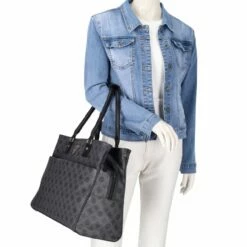 Guess Shopper Wilder Charcoal -Aufbewahrungstasche Geschäft 0 0265b9d60ce0fda 1280x1280