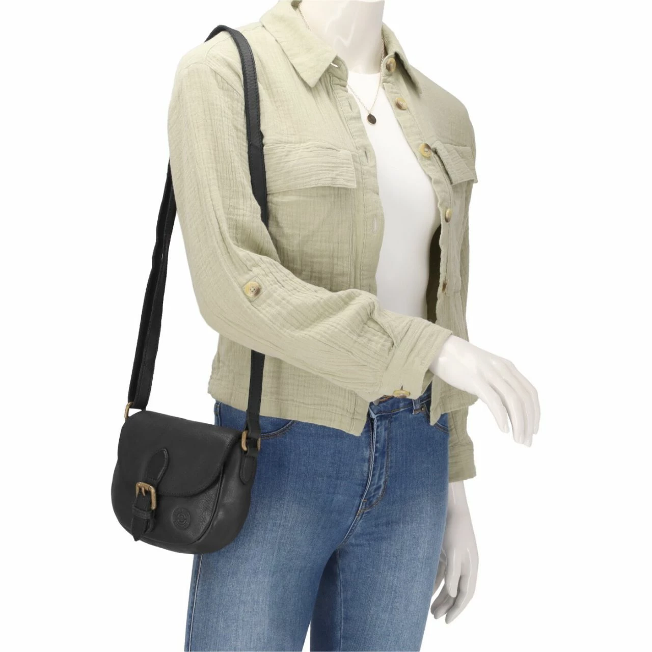 Sattlers & Co. Umhängetasche The Suave Safir Cross Flap Black 5 Sattlers & Co. Umhängetasche The Suave Safir Cross Flap Black – Bild 3