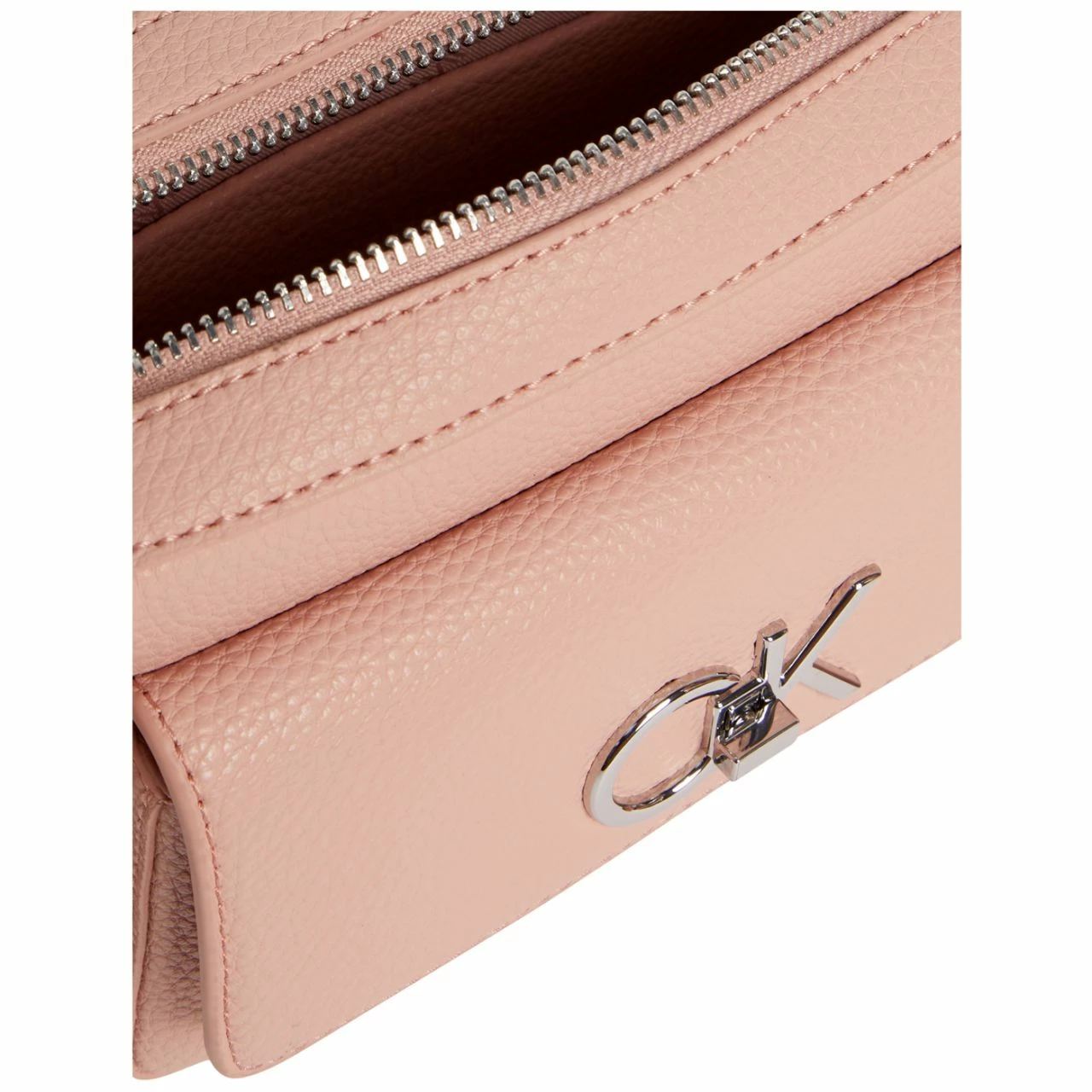 Calvin Klein Umhängetasche RE-Lock Camera Bag With Flap PBL Cafe Au Lait 5 Calvin Klein Umhängetasche RE-Lock Camera Bag With Flap PBL Cafe Au Lait – Bild 3