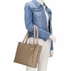 Guess Shopper Noelle Noel Tote Latte Logo 19 Guess Shopper Noelle Noel Tote Latte Logo -Aufbewahrungstasche Geschäft 0 036494ef4a47ebe 1280x1280