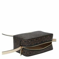 Calvin Klein Umhängetasche CK Must Camera Bag Brown Mono -Aufbewahrungstasche Geschäft 0 0364b70f2b97360 1280x1280