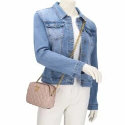 Guess Umhängetasche Giully Camera Bag Rosewood 19 Guess Umhängetasche Giully Camera Bag Rosewood -Aufbewahrungstasche Geschäft 0 0364d561a9f0bee 1280x1280