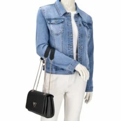 Guess Umhängetasche Noelle Convertible XBody Flap Black 19 Guess Umhängetasche Noelle Convertible XBody Flap Black -Aufbewahrungstasche Geschäft 0 03657a378973118 1280x1280