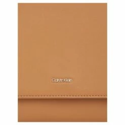Calvin Klein Kurzgriff Tasche CK Must Top Handle Tote Brown Sugar -Aufbewahrungstasche Geschäft 0 0365b9d97ddb301 1280x1280