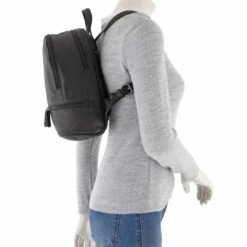 Sattlers & Co. Damenrucksack The Barn Backpack Black -Aufbewahrungstasche Geschäft 0 0462103443e7090 1280x1280