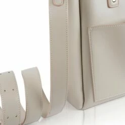 Inyati Kurzgriff Tasche Frisa Nude Gold -Aufbewahrungstasche Geschäft 0 04624b87eedb318 1280x1280