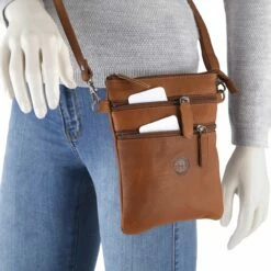 Sattlers & Co Umhängetasche The Barn Medusan Black -Aufbewahrungstasche Geschäft 0 04626887cde5789 1280x1280