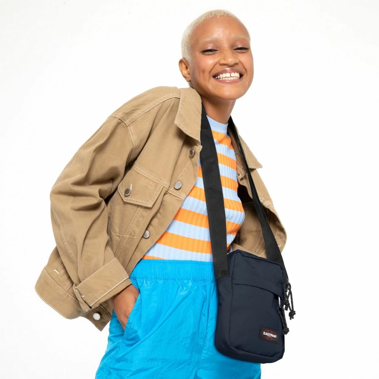 Eastpak Umhängetasche Authentic The One Marine 6 Eastpak Umhängetasche Authentic The One Marine – Bild 4