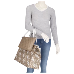 Guess Shopper Vikky Large Tote Latte Logo White -Aufbewahrungstasche Geschäft 0 04640bb6ff98f68 1280x1280