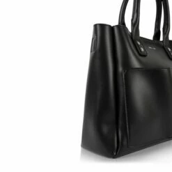 Inyati Kurzgriff Tasche Frisa Black Silver -Aufbewahrungstasche Geschäft 0 04642e2e732aa3a 1280x1280