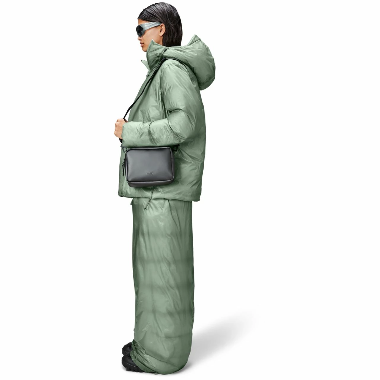 RAINS Umhängetasche Box Bag Metallic Grey 6 RAINS Umhängetasche Box Bag Metallic Grey – Bild 4