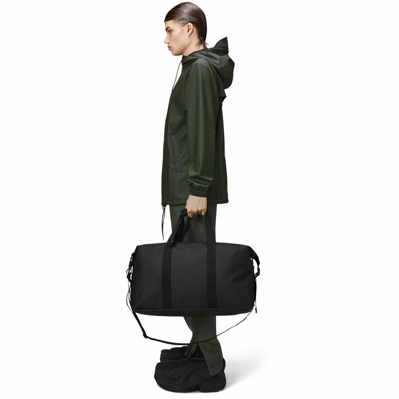 RAINS Reisetasche Hilo Weekend Bag 37l Black 6 RAINS Reisetasche Hilo Weekend Bag 37l Black – Bild 4