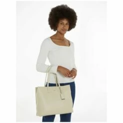 Calvin Klein Shopper CK Must Shopper Medium Epi Mono Stoney Beige -Aufbewahrungstasche Geschäft 0 0465ce986e068ca 1280x1280