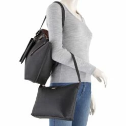 Guess Shopper Eco Brenton Tote Black 14 Guess Shopper Eco Brenton Tote Black -Aufbewahrungstasche Geschäft 0 0561d631827b7c3 1280x1280