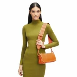 Liebeskind Berlin Umhängetasche Clarice Crossbody M Pumpkin Spice -Aufbewahrungstasche Geschäft 0 056359ae4e7c493 1280x1280