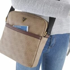 Guess Umhängetasche Vezzola Top Zip Crossbody Flat Dark Black -Aufbewahrungstasche Geschäft 0 0563926d766e392 1280x1280