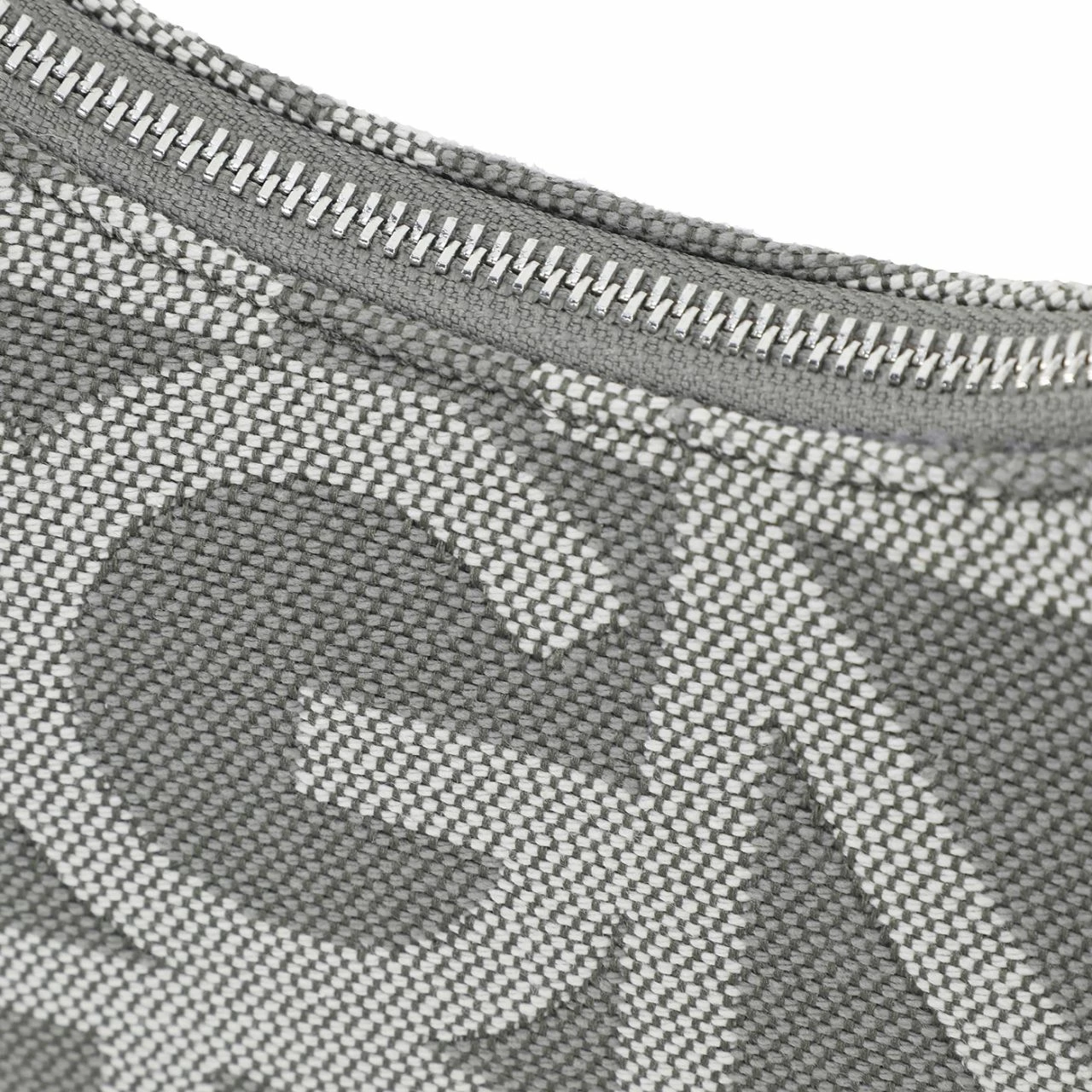 Bogner Umhängetasche Pany Lora Shoulderbag SHZ Taupe 7 Bogner Umhängetasche Pany Lora Shoulderbag SHZ Taupe – Bild 5