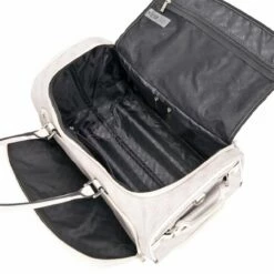 Guess Reisetasche Jesco Wheeled Duffel Dove 22 Guess Reisetasche Jesco Wheeled Duffel Dove -Aufbewahrungstasche Geschäft 0 0565ea4ab4acdfb 1280x1280