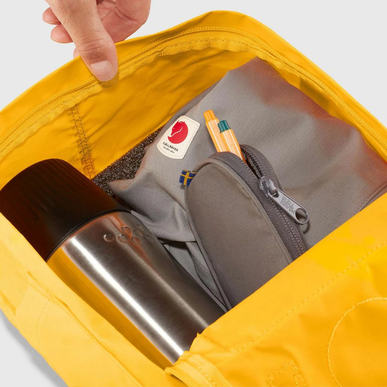 FJÄLLRÄVEN Fjällräven Damenrucksack Kanken Mini 7l Fog-striped 8 FJÄLLRÄVEN Fjällräven Damenrucksack Kanken Mini 7l Fog-striped – Bild 6