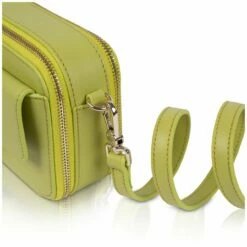 Inyati Umhängetasche Maliia Crossbody Limeade - Gold 14 Inyati Umhängetasche Maliia Crossbody Limeade - Gold -Aufbewahrungstasche Geschäft 0 06646be7095f3f5 1280x1280