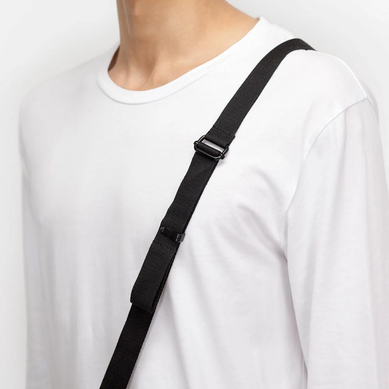 UCON ACROBATICS Bauchtasche Jona Bag Dark Grey 11 UCON ACROBATICS Bauchtasche Jona Bag Dark Grey – Bild 9