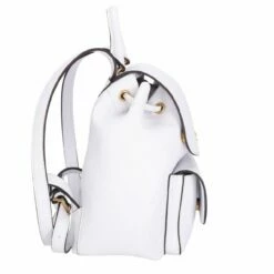 Guess Damenrucksack Geva Flap Backpack White Logo -Aufbewahrungstasche Geschäft 0 1664a5e884cd0c6 1280x1280